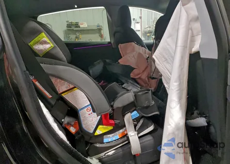 2026 Tesla Model Y из США, поврежденный, VIN 7SAYGDEE8TF449672